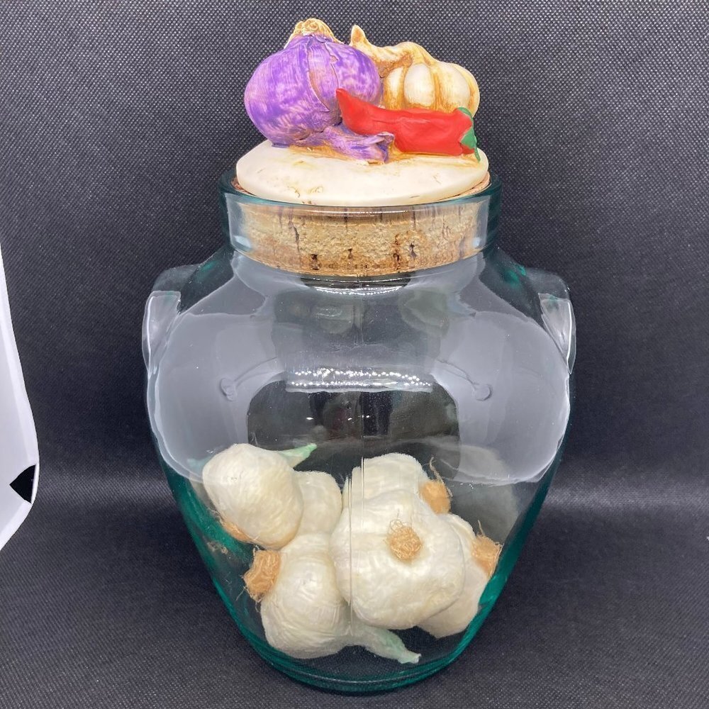 Decorative "garlic" jar with faux garlic cloves